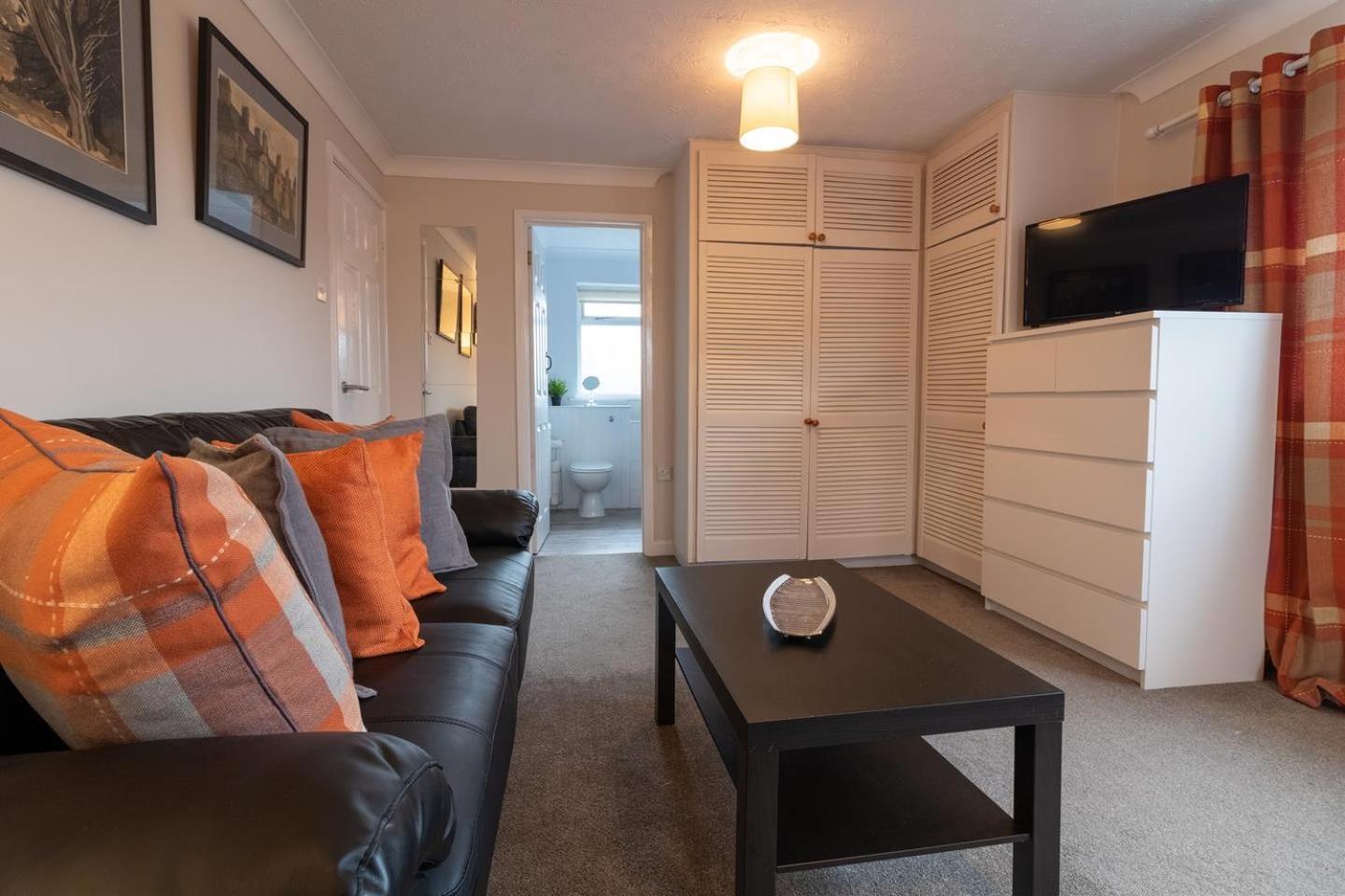 St Anne'S Serviced Accommodation - Bicester Oxfordshire Екстериор снимка