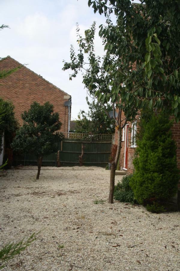 St Anne'S Serviced Accommodation - Bicester Oxfordshire Екстериор снимка