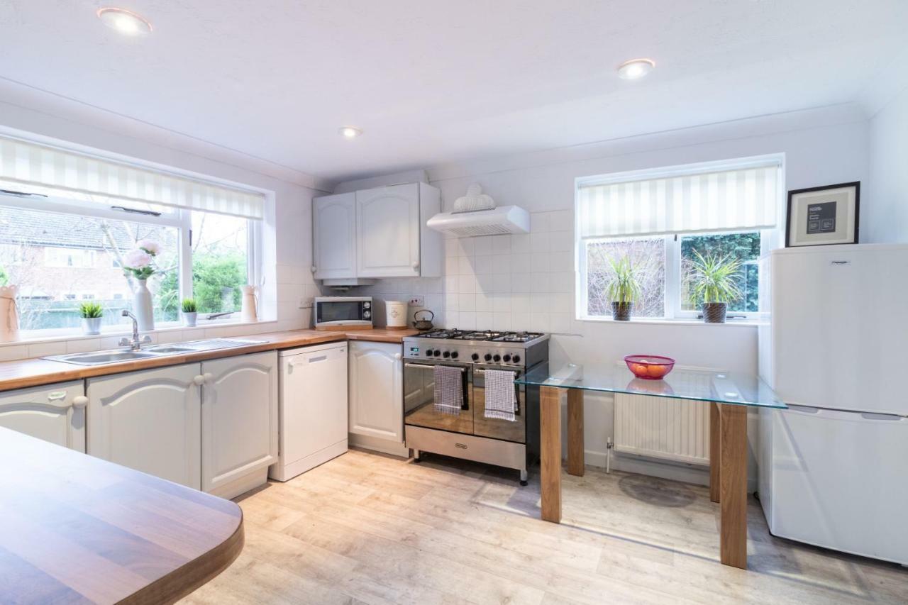 St Anne'S Serviced Accommodation - Bicester Oxfordshire Екстериор снимка